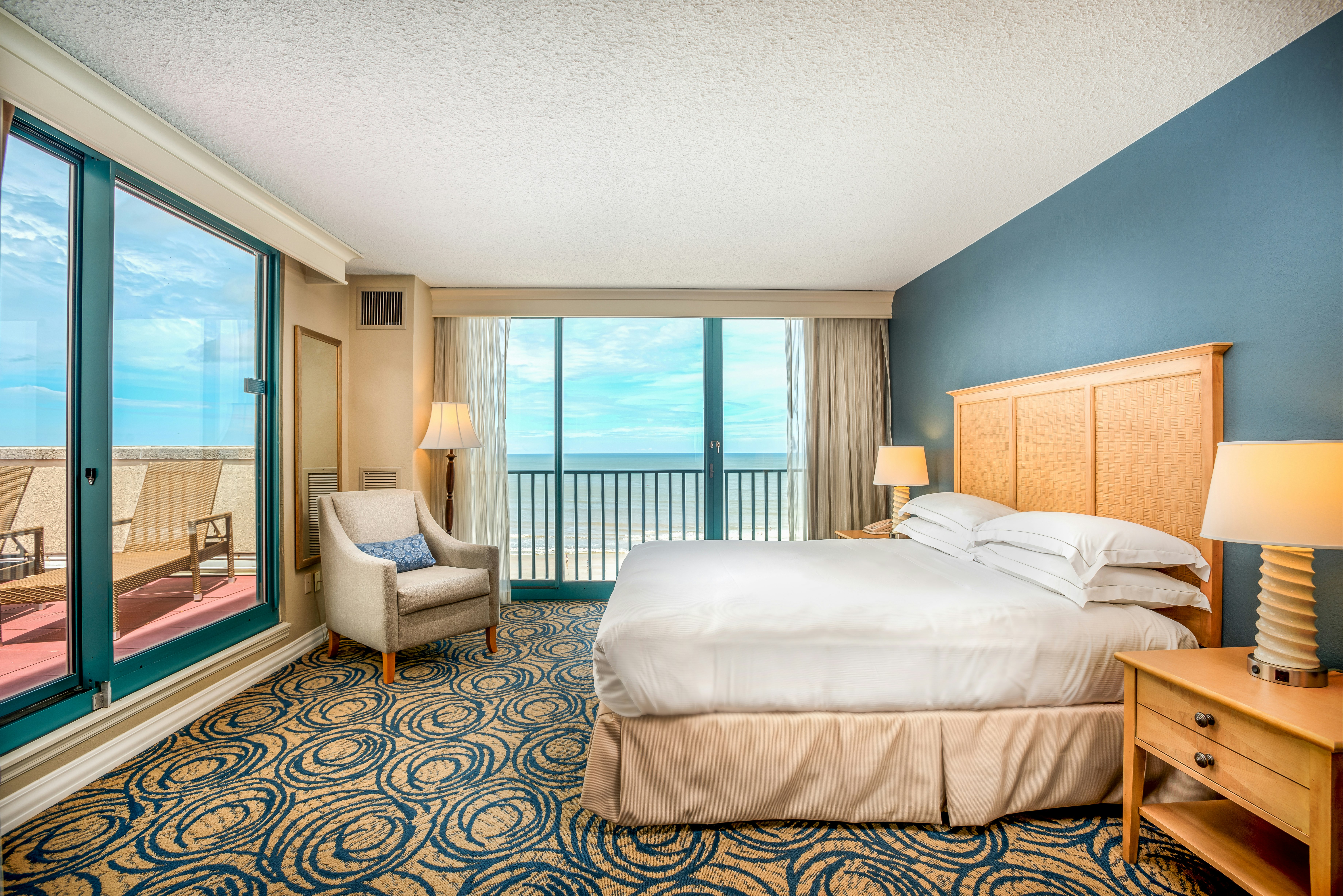 Hilton Daytona Beach Oceanfront Resort 6/50