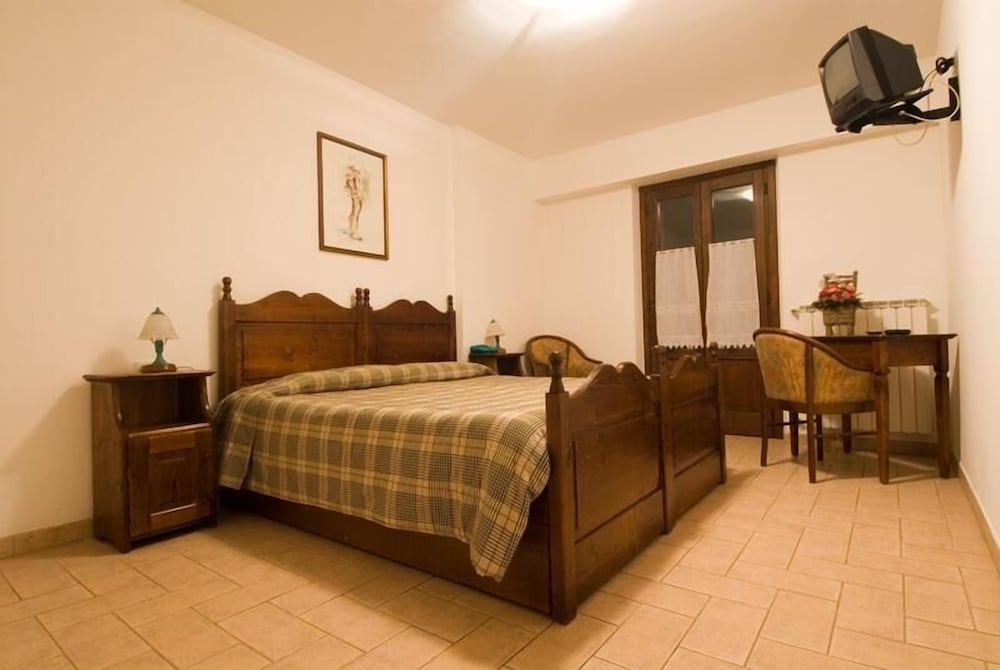 LH Albergo Il Paradiso 9/38