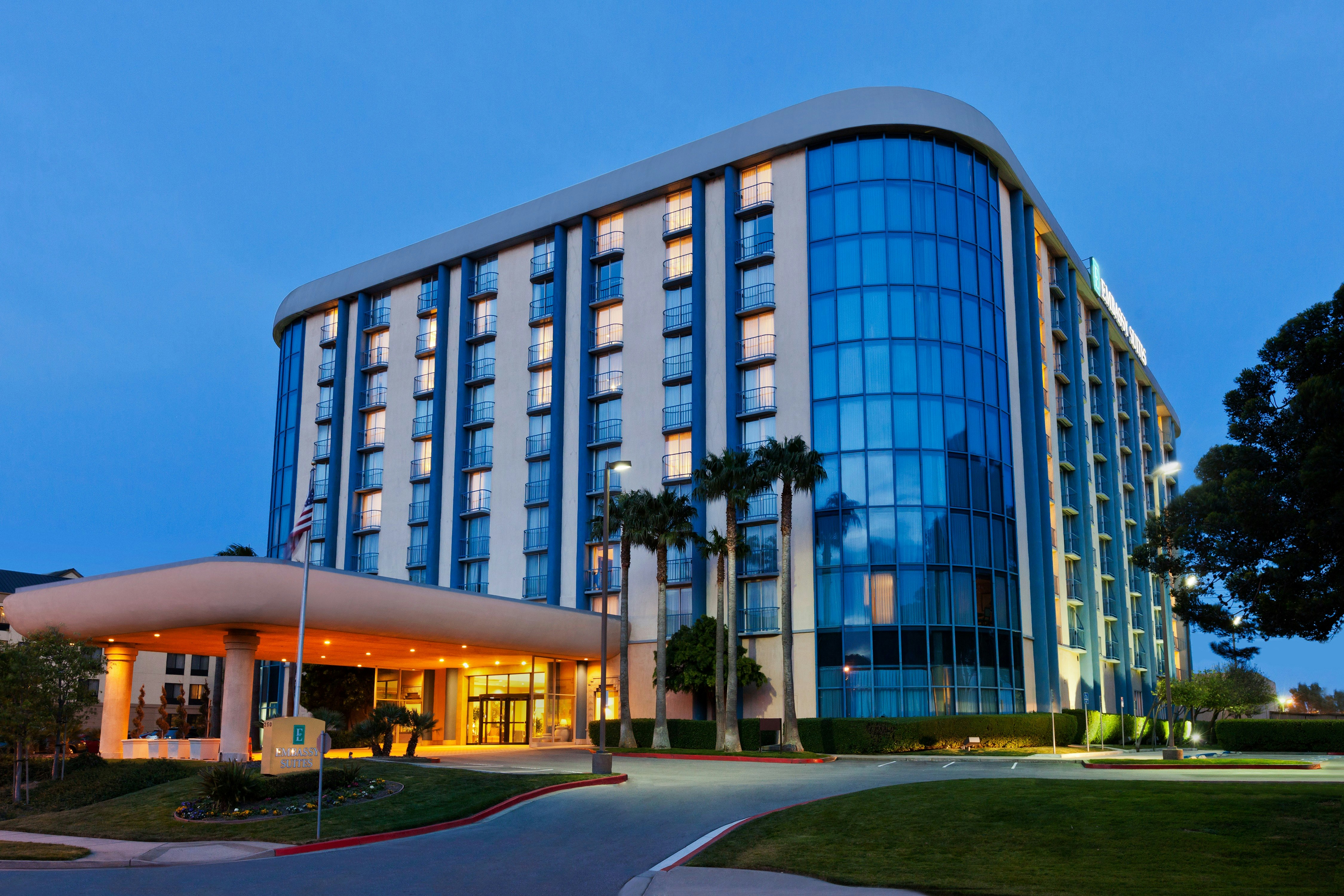 Embassy Suites by Hilton San Francisco Airport Oyster Point 1/36