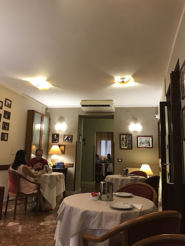 Hotel Posta 60/73