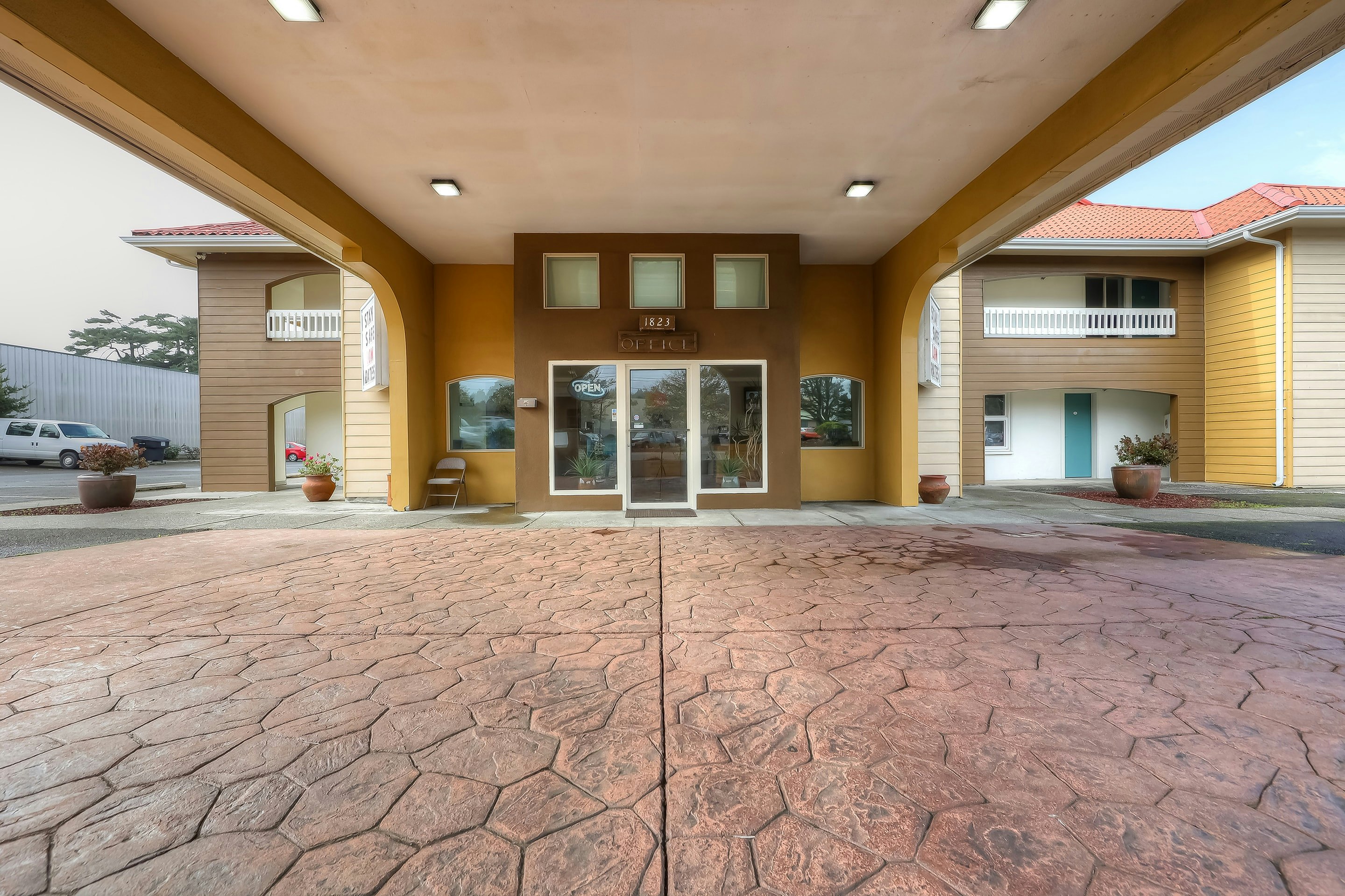 Newport Inn By OYO - Hwy 101 33/35