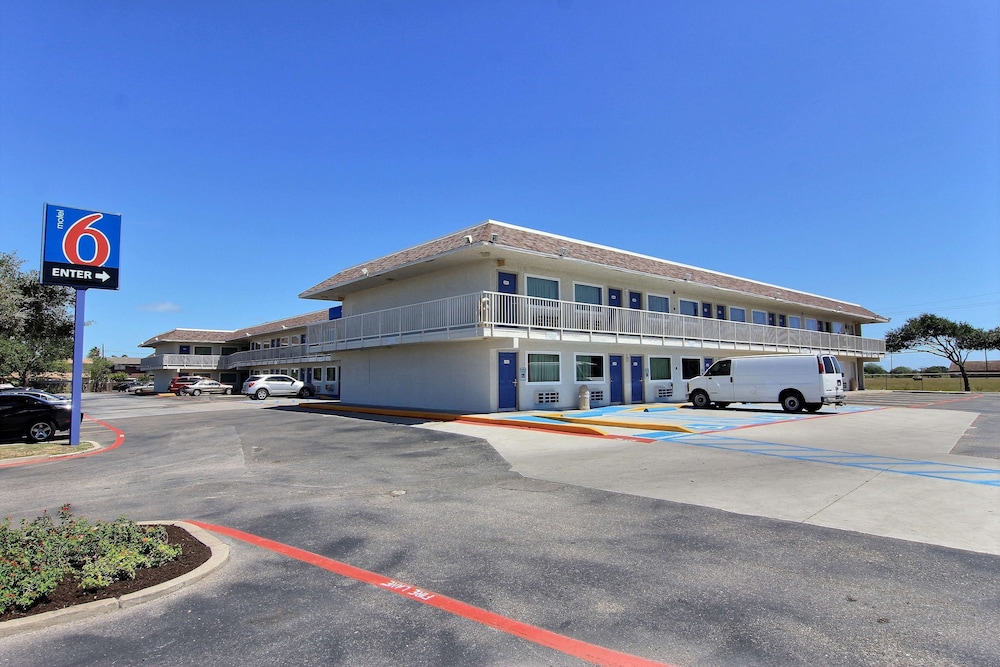 Motel6 Corpus Christi, TX - East - North Padre Island 44/58