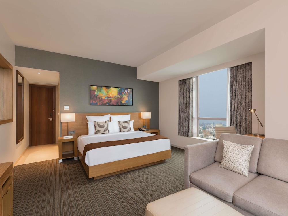 PREMIUM, JUNIOR SUITE, LOUNGE ACCESS