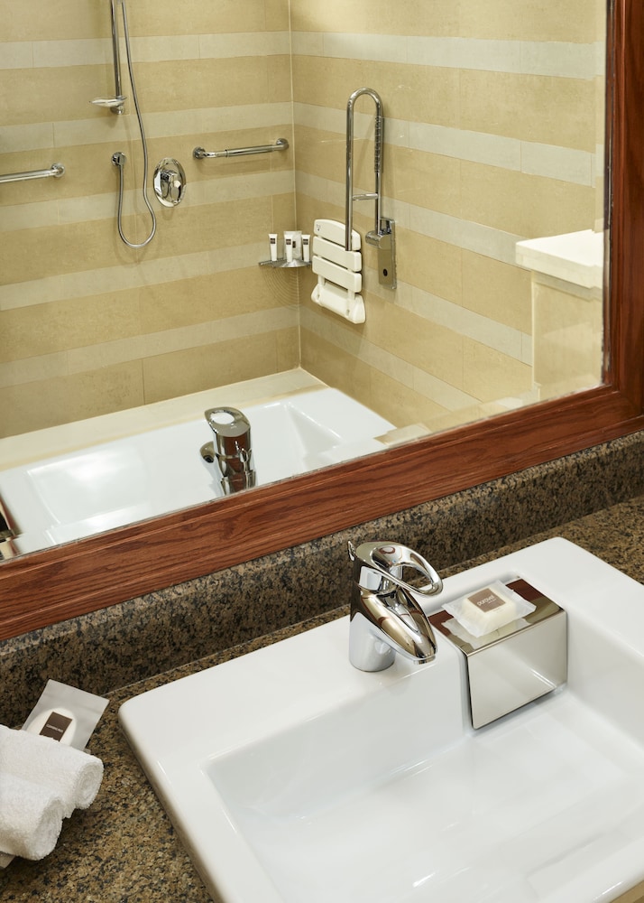 فندق مكة سويس أوتيل(Swissotel Makkah) 18/71