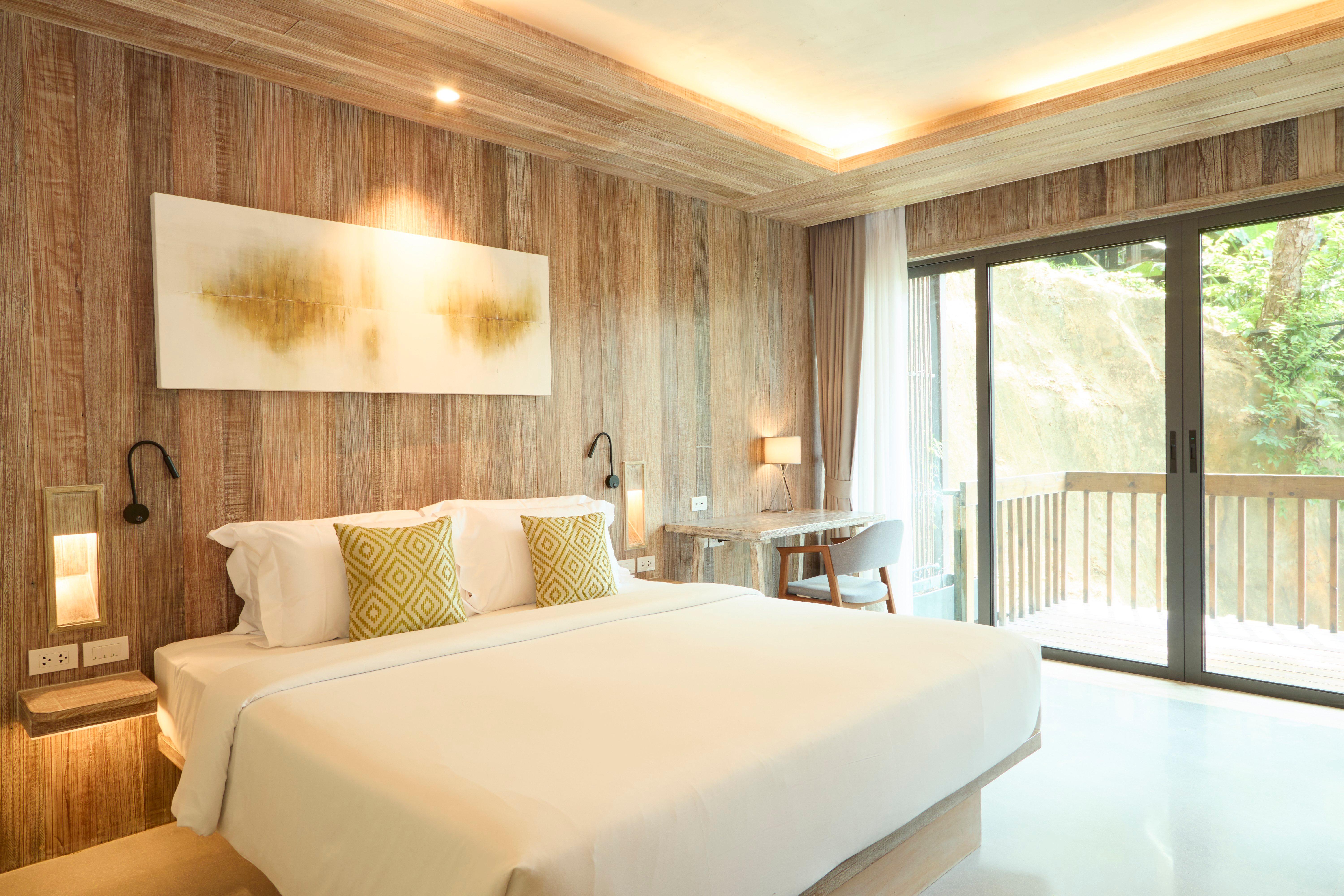 Premium, Double Bed, Garden View