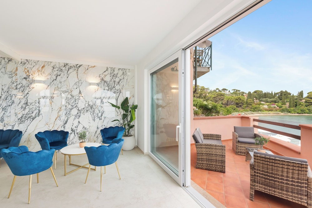 Hotel Villa Domizia 37/58