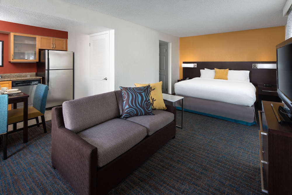Residence Inn Costa Mesa Newport Beach 13/38