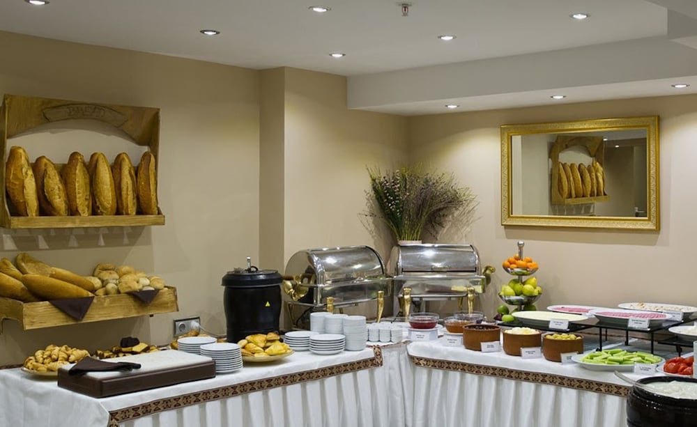Olimpiyat Hotel 9/45