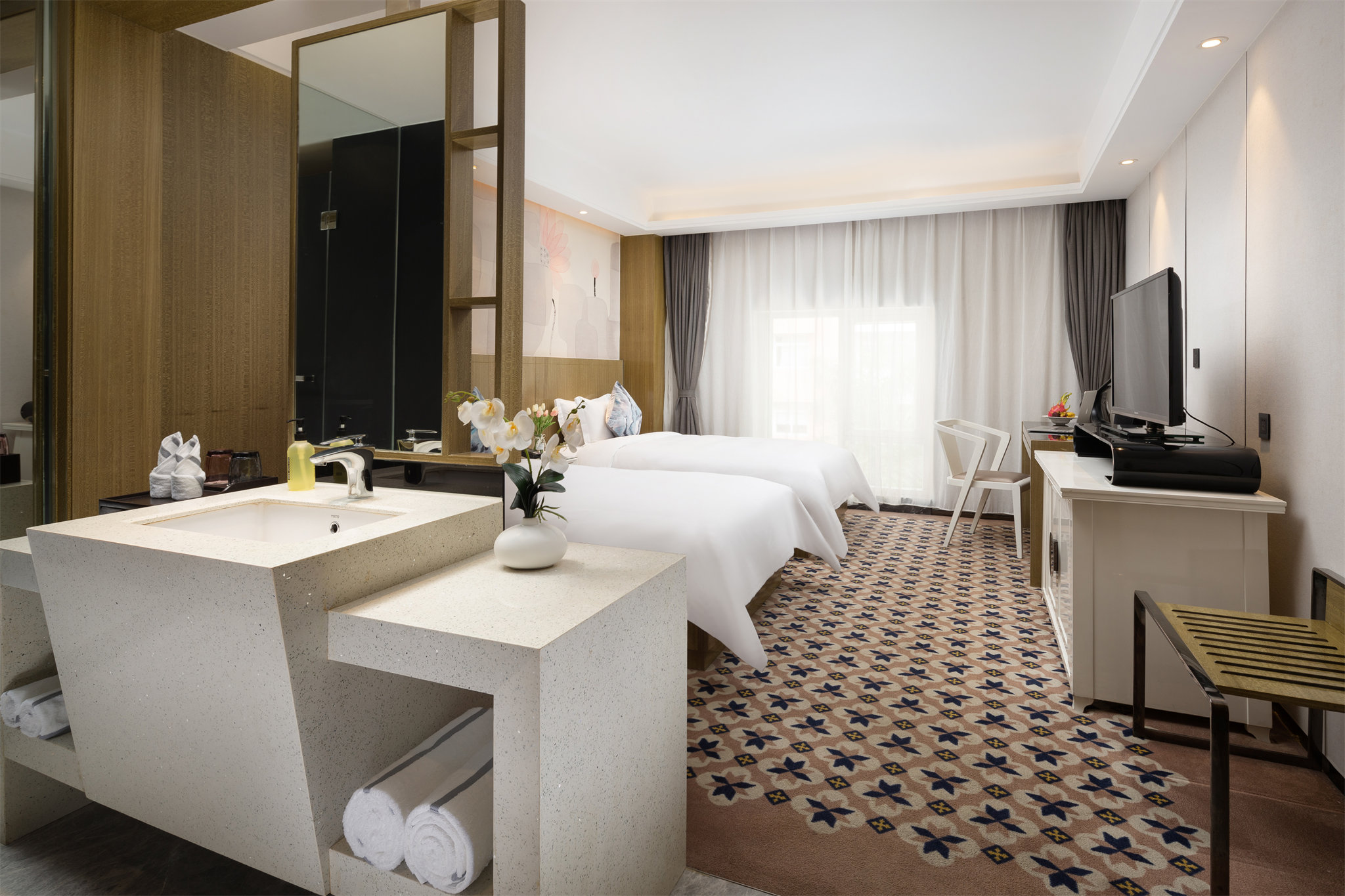 Paco Business Hotel Longkou 38/40