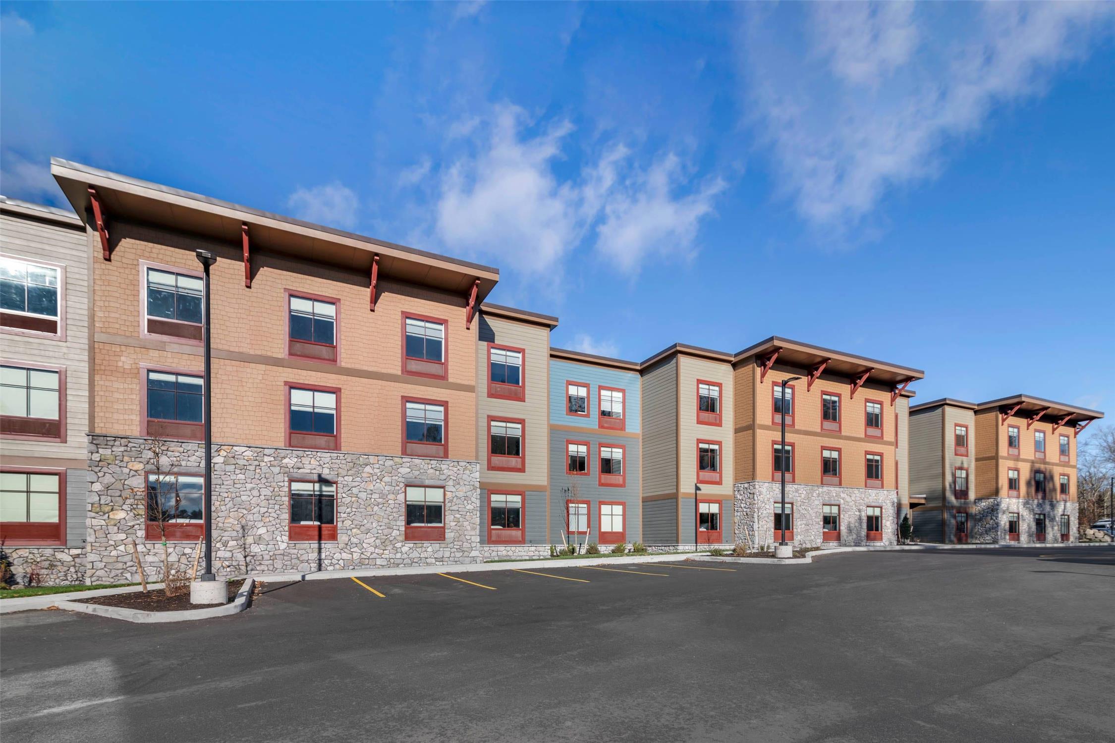 Cambria Hotel Lake Placid - Lakeside Resort 22/26
