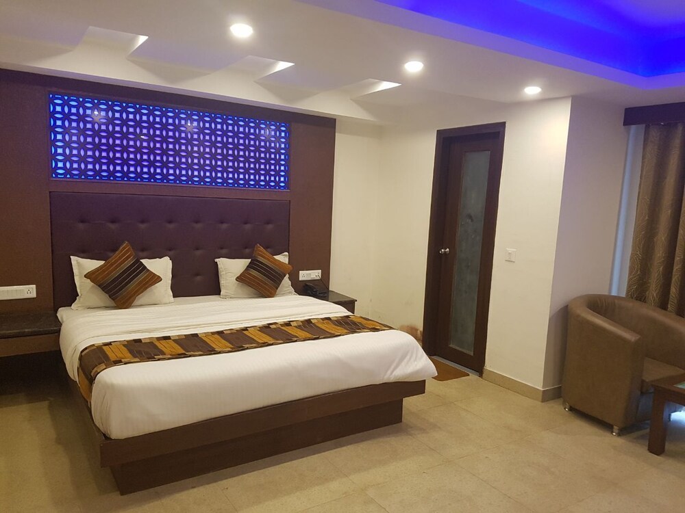 HOTEL HAMERS INTERNATIONAL 14/49