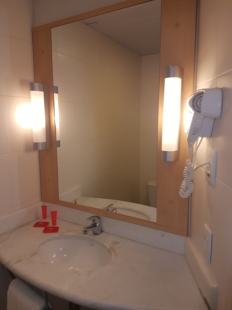 Ibis Sertaozinho 39/40