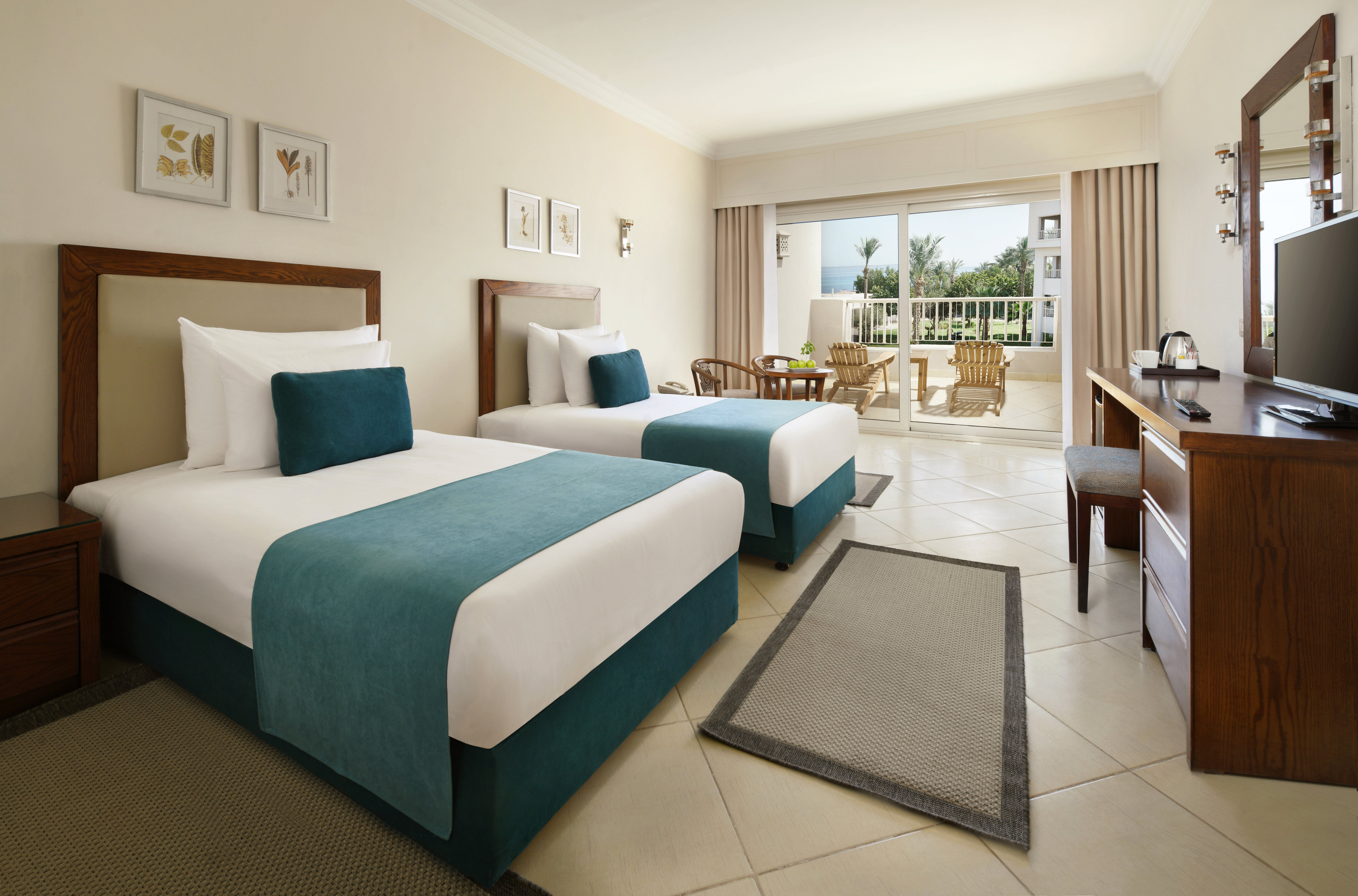 Superior, Double or Twin Bed, Lateral Side Sea View