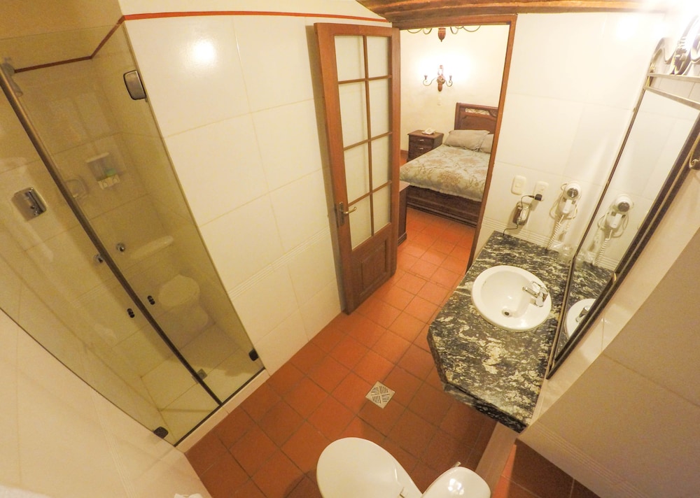 Hotel Monasterio 50/50