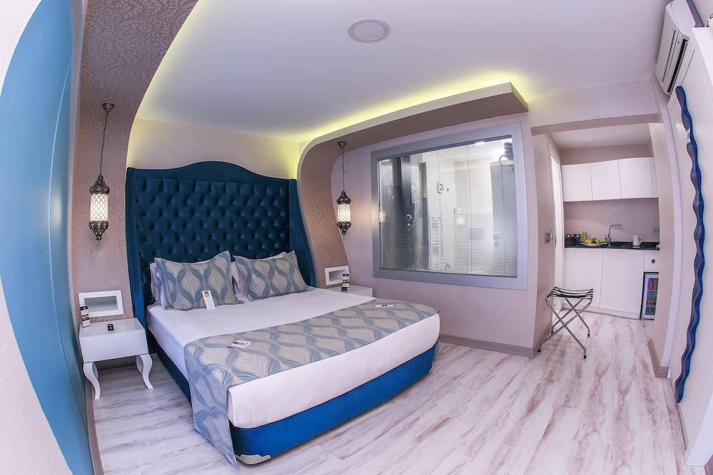 Executive, Penthouse, King Bed, Hot Tub, Terrace