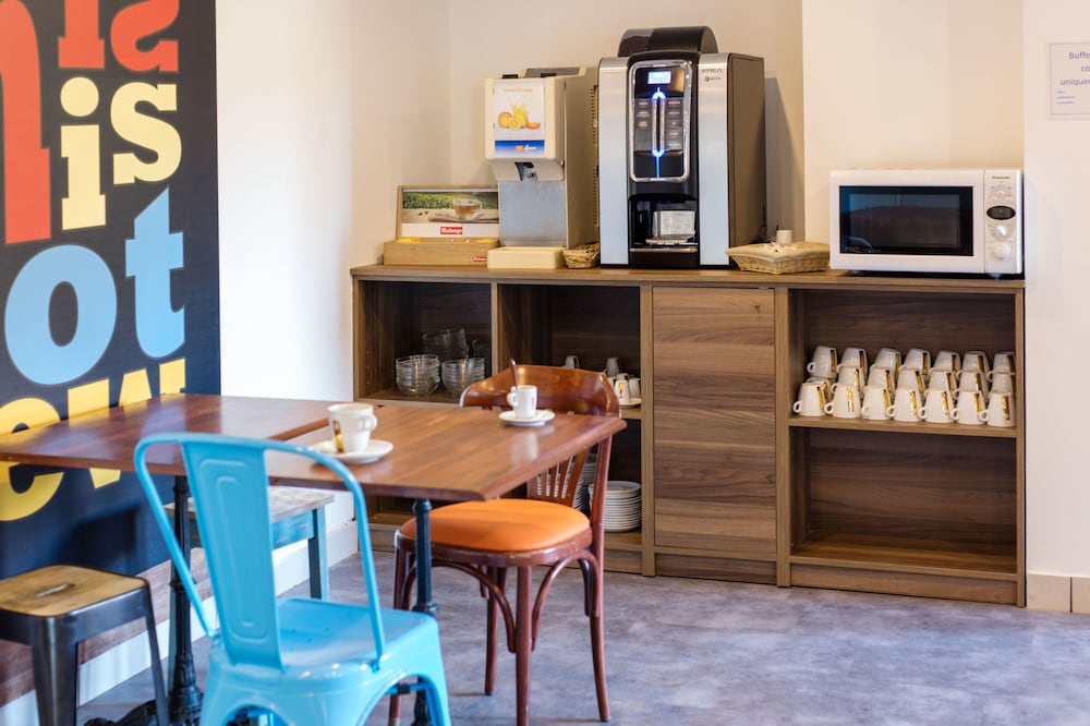 The Originals Access Hotel Clermont-Ferrand Nord 35/49