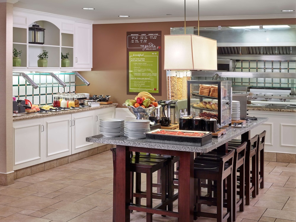 Hilton Garden Inn West Edmonton 34/47