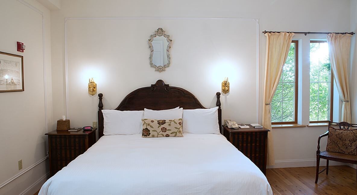 Brandenburg, Superior, King Bed