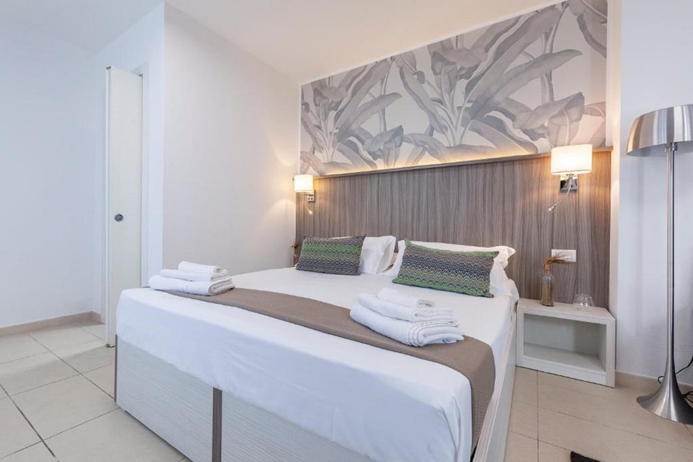 JUNIOR SUITE, SUPERIOR