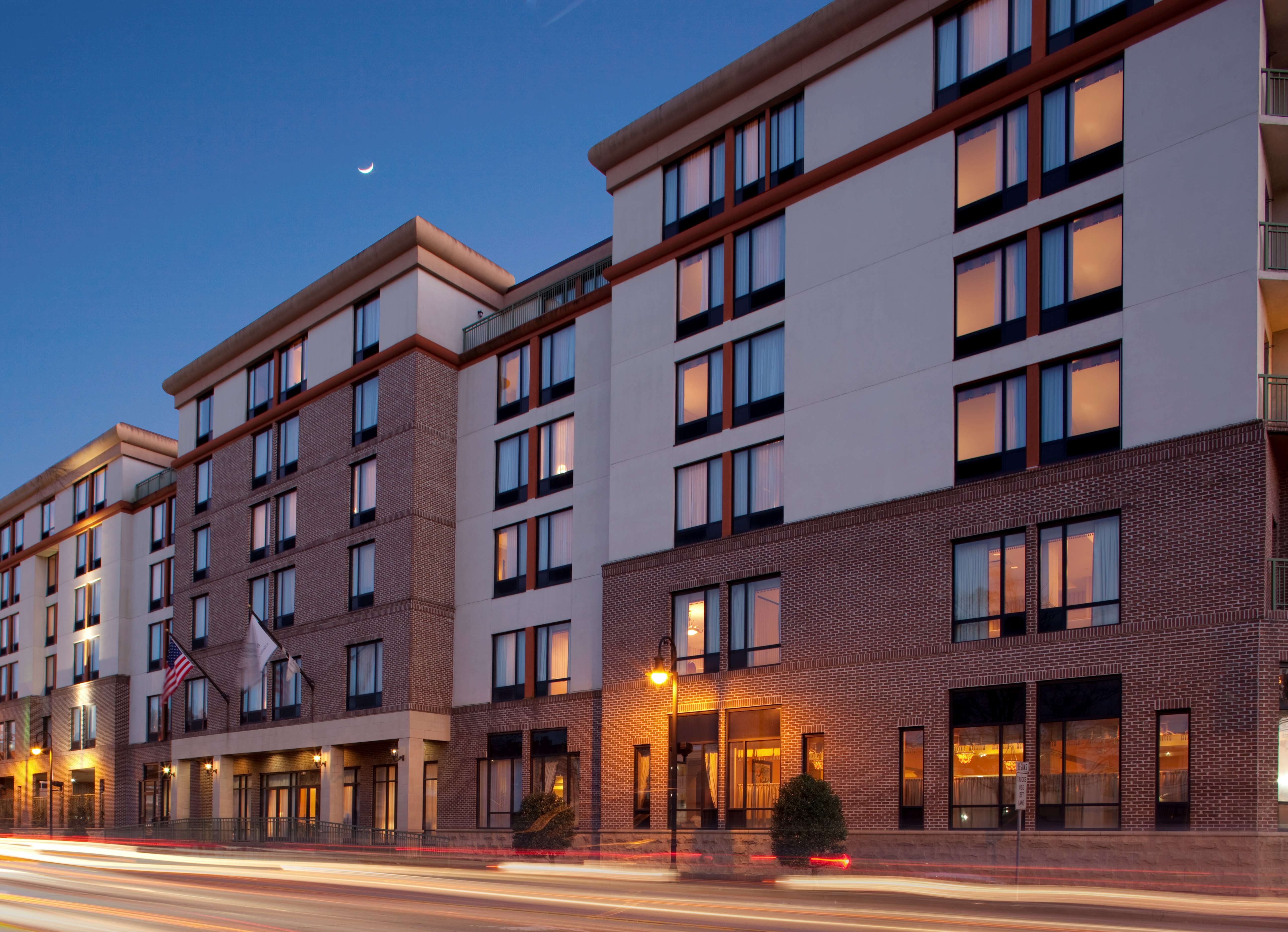 Doubletree By Hilton Hotel Savannah Historic District 2/38