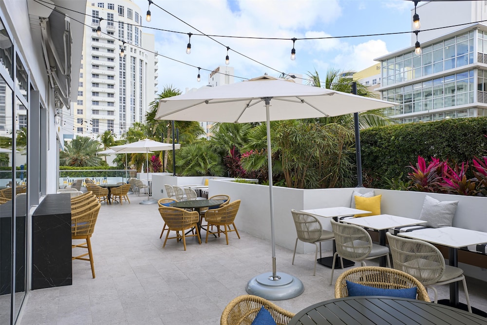 Hyatt Centric South Beach Miami 46/65