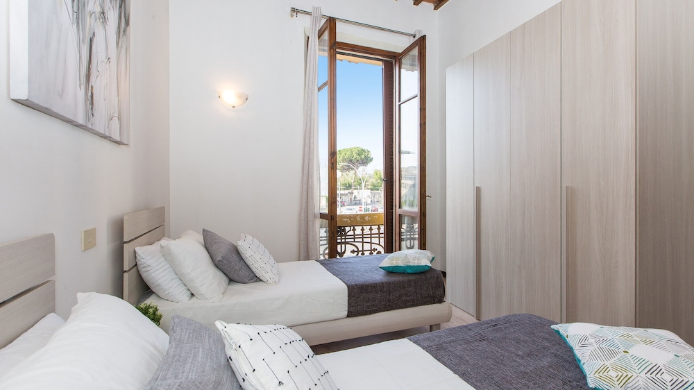 Rental In Rome Rosselli Palace Deluxe 3 Apartment 16/50