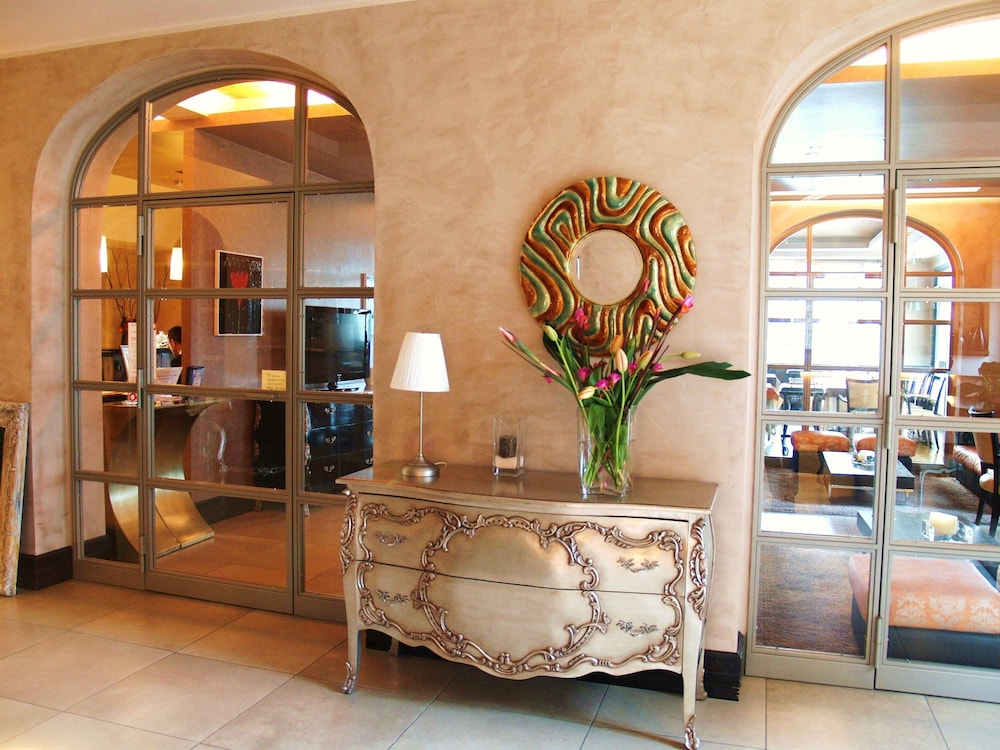 Domus Park Hotel 10/68