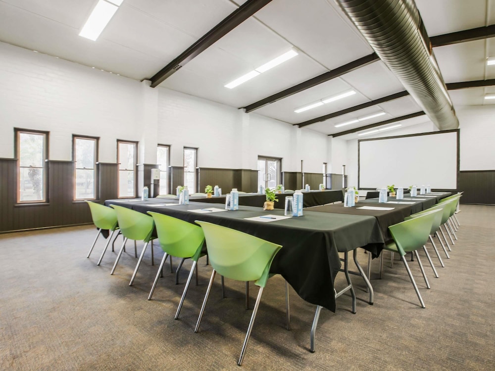 IBIS STYLES KARRATHA 55/65