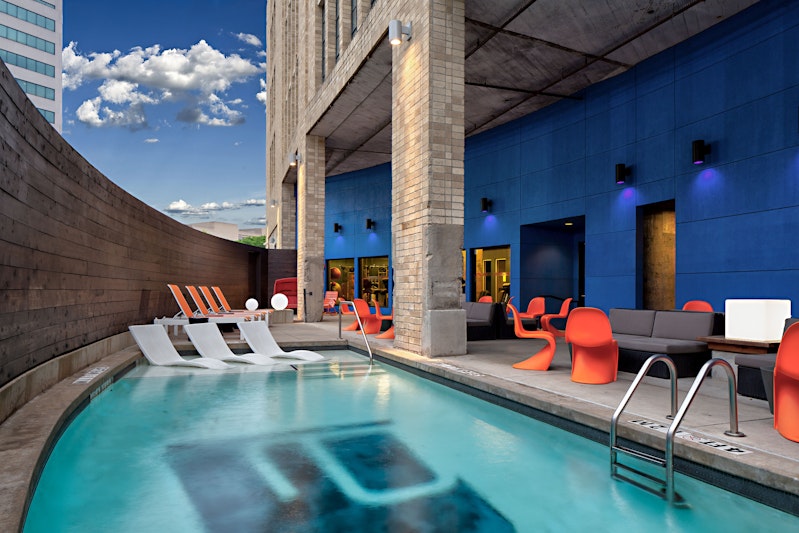 Aloft Dallas Downtown 21/49
