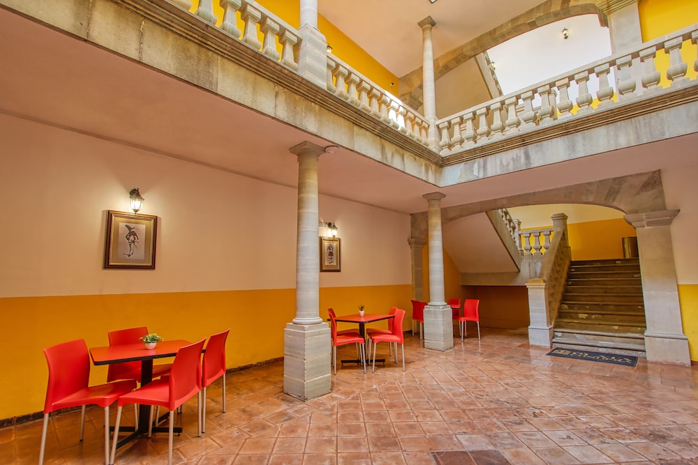 Hotel Plata Condesa 41/55