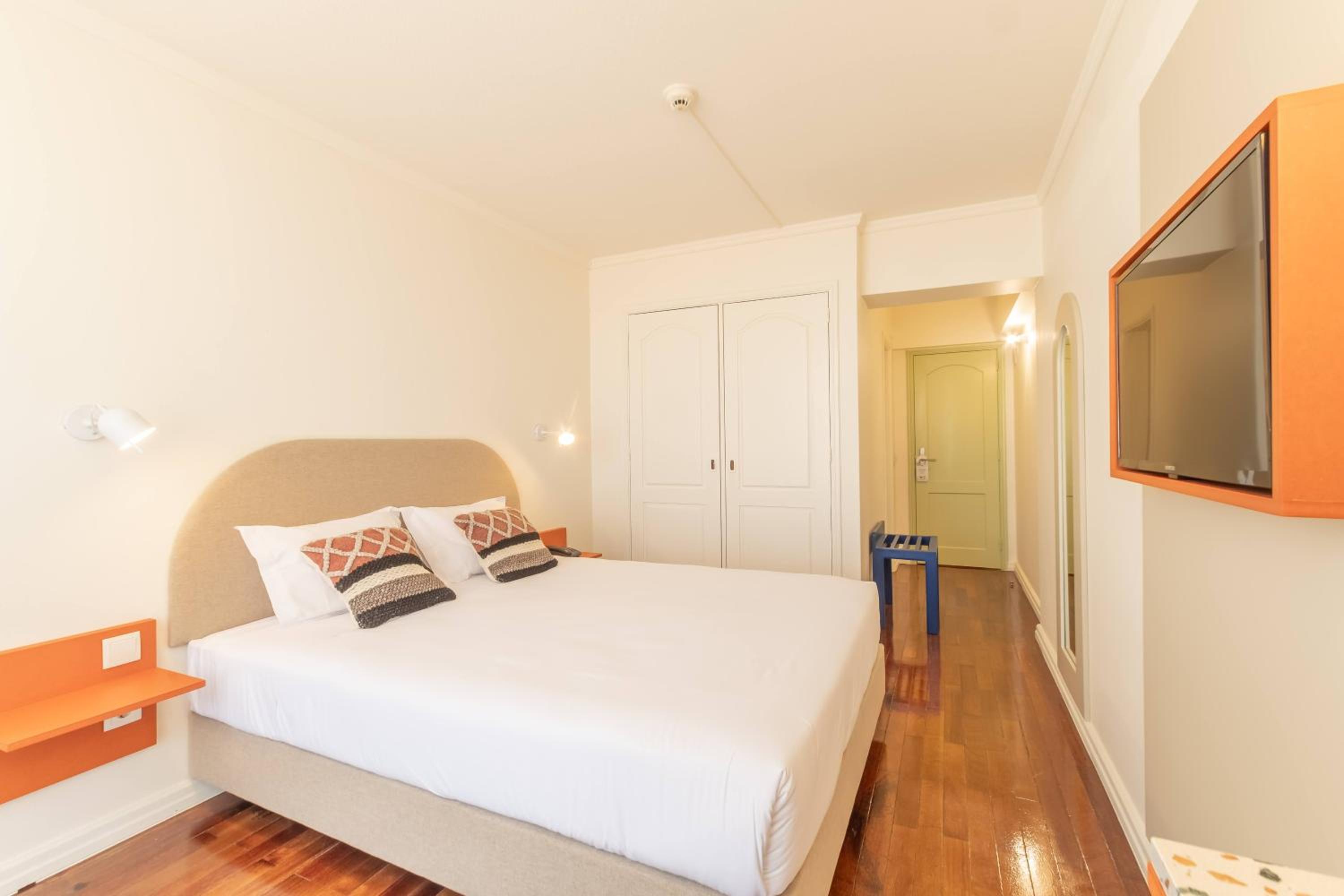 ROOM, DOUBLE BED, SEA VIEW