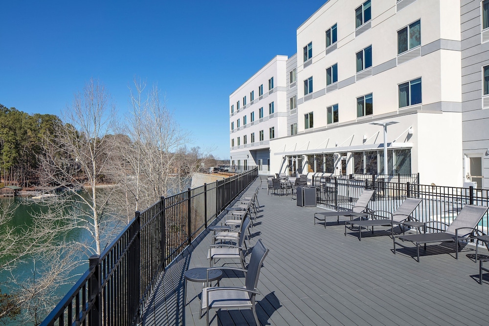Fairfield Inn & Suites Seneca Clemson Univ Area 28/34