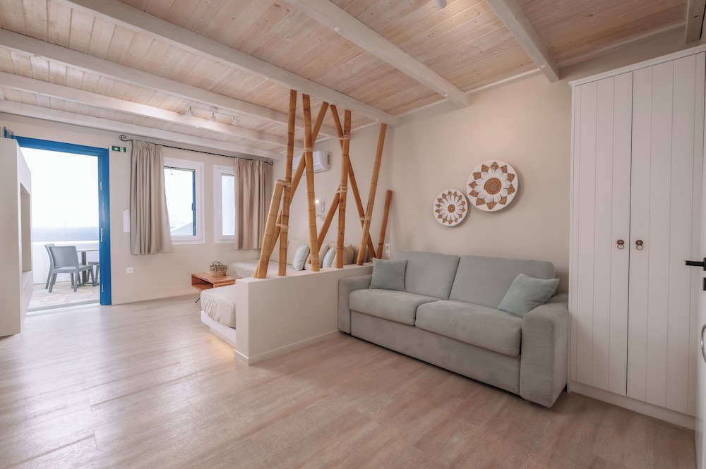 Blue Bay Resort Village 28/44