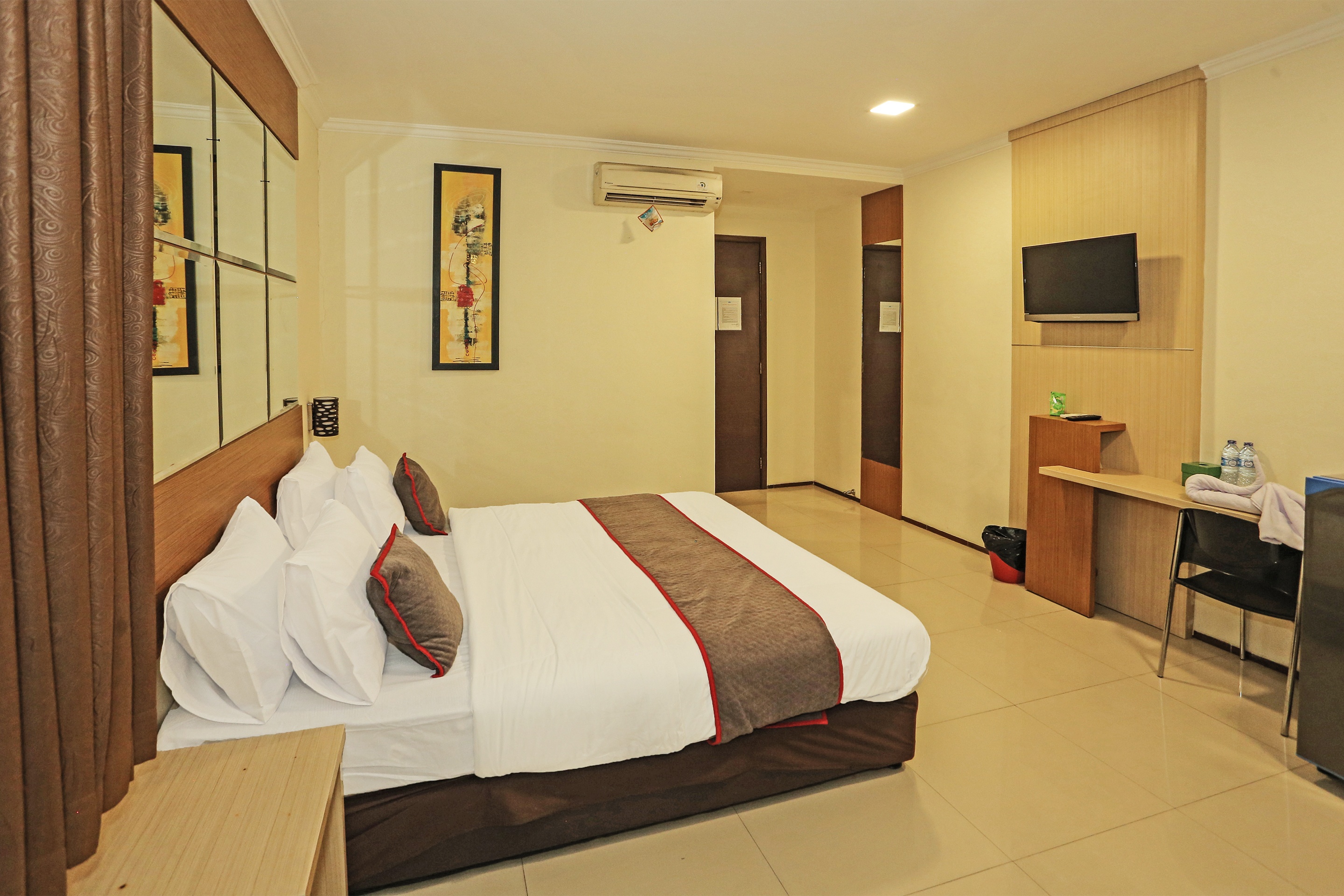 Indonesia, Suite, Double Bed