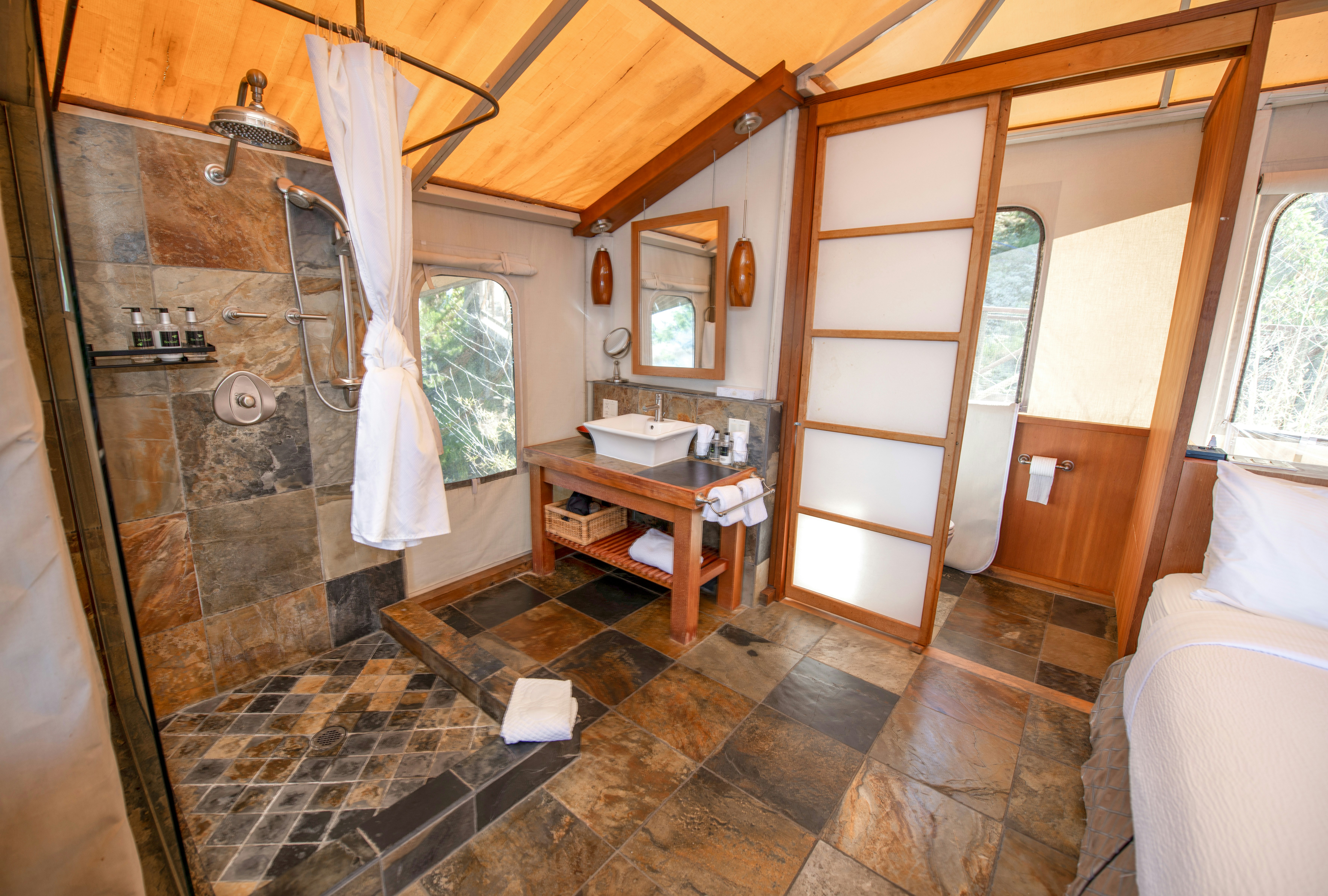 Rockwater Secret Cove Resort 40/41