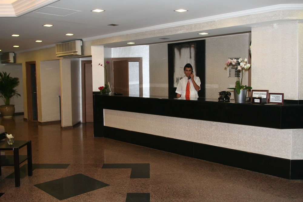 Elysee Beach Hotel 5/50