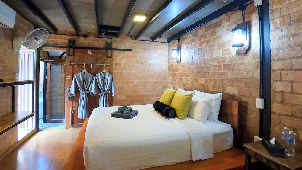 Tolani Riverside Chiang Mai Villa 23/60