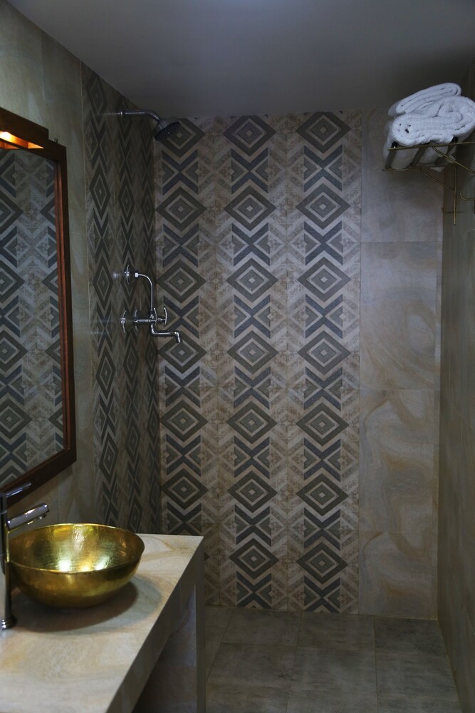 Sabila Boutique Hotel Pvt. Ltd. 46/46