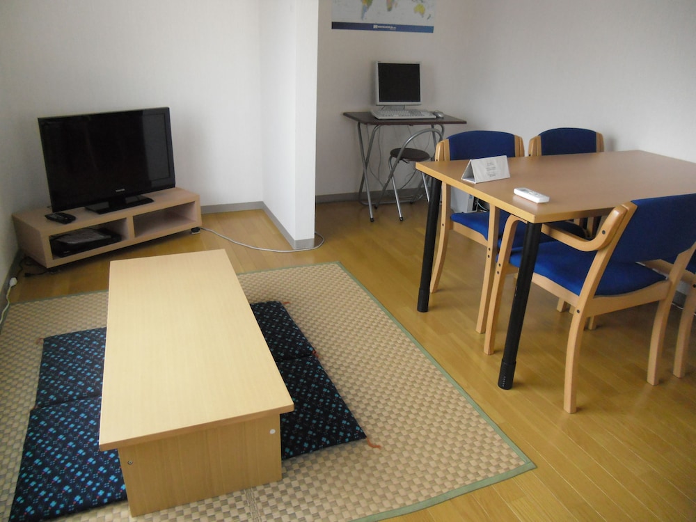 Business Hotel Shin-Okubo Sekitei 32/41