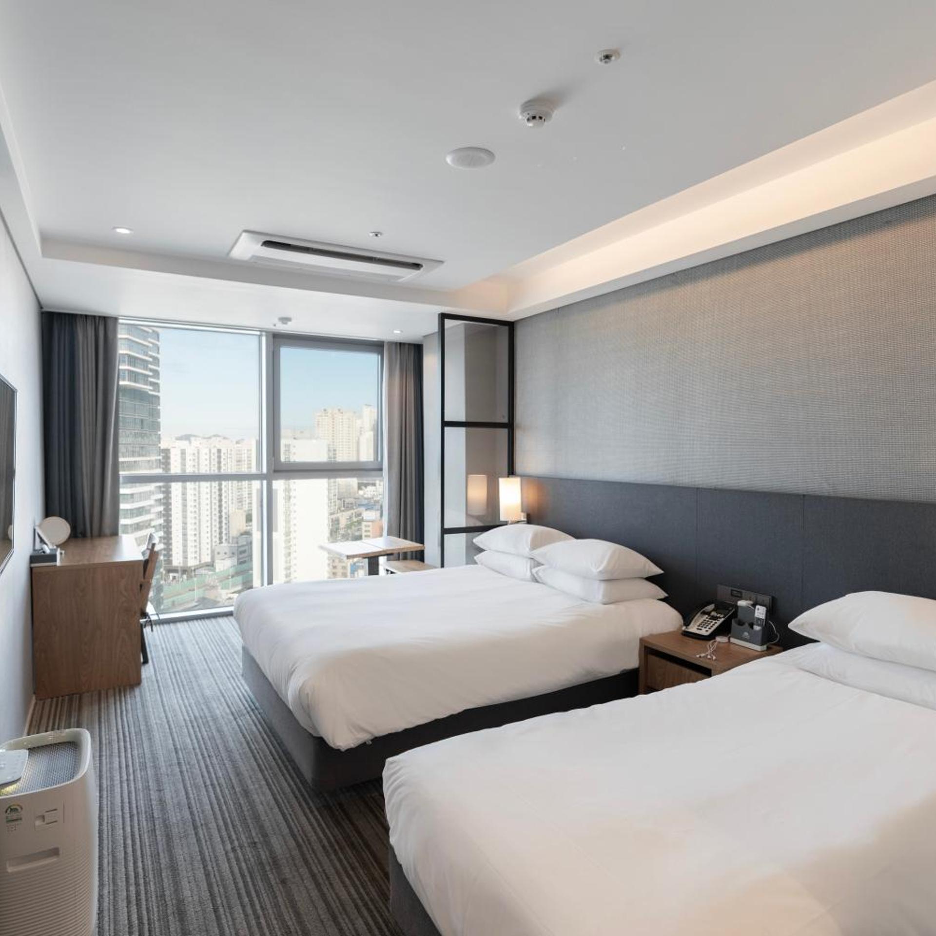 Northharbor Hotel 19/50