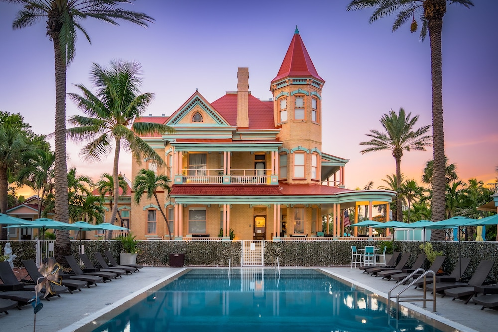 The Mansion On The Sea 4/50