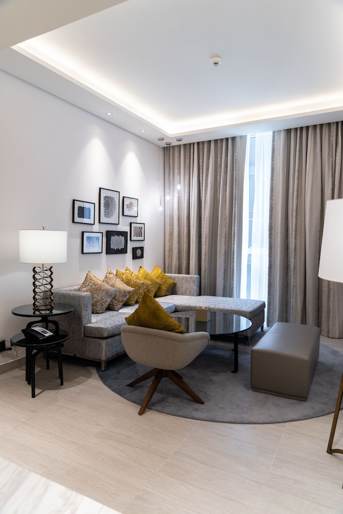 Grand Mercure Dubai City 30/49