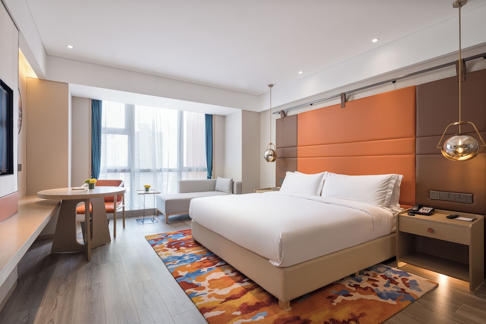 BUSINESS, SUPERIOR, KING BED