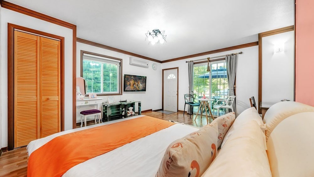 Hongcheon Starsonata Pension 5/50