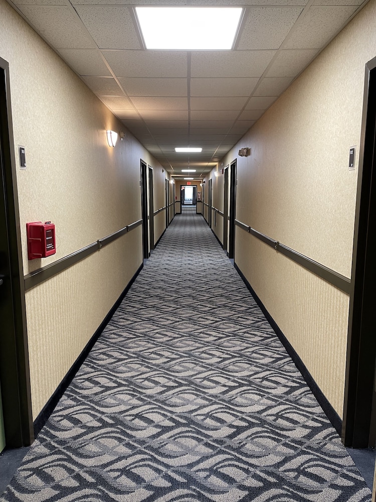 Wingate by Wyndham Lake George 27/63