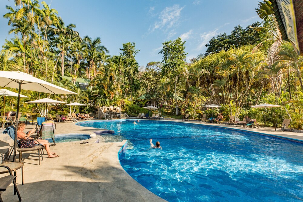 Hotel Villas Rio Mar 8/75