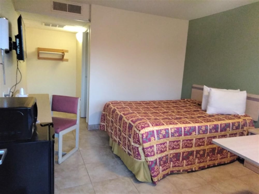 Motel 6 Louisville N Jeffersonville 13/36