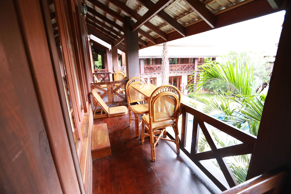 Muangthong Hotel 26/50