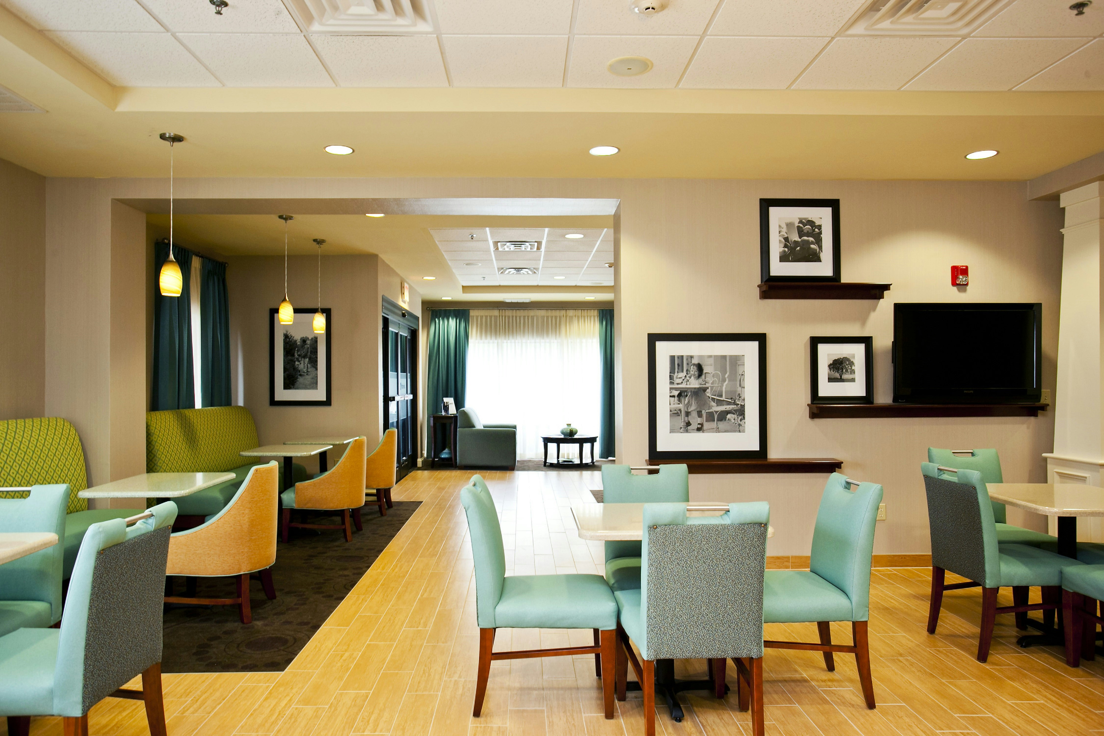 Hampton Inn Martinsburg South-Inwood 63/75