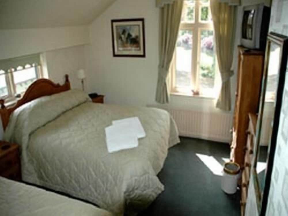 Meadowcroft Country Guest House 9/27